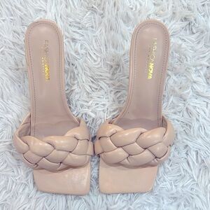 Fashion Nova square toed braided  heels!